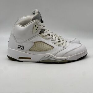 Jordan 5 Retro Sneakers. Size 10